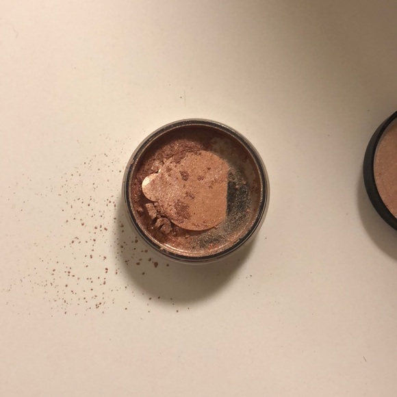NARS orgasm illuminating loose powder - Picture 2 of 2